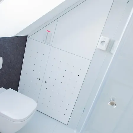 Apartament Rewa レバ